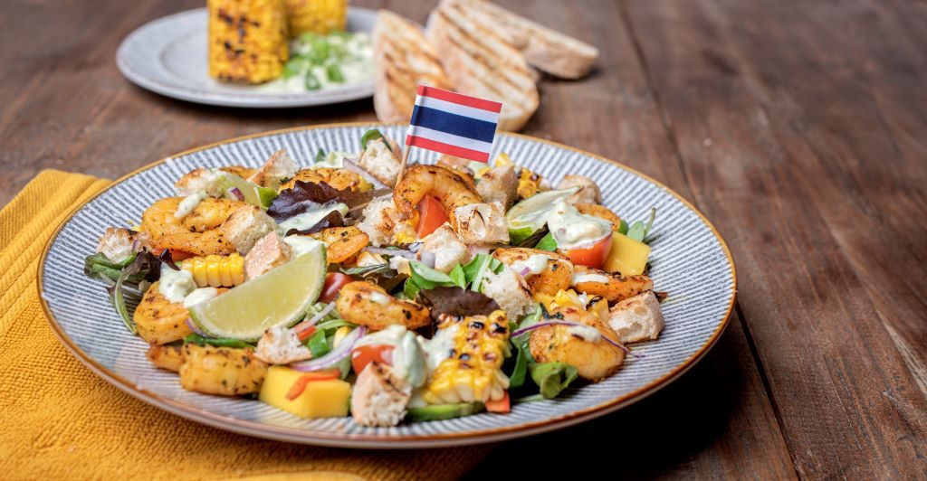 Garnalensalade met mais en avocadodressing