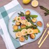 Zalm uit de oven met citroen en asperges - Recept van Freshly Fish met de september visbox